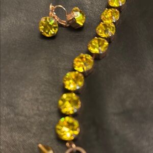 Elegant Mariana large Swarovski Crystal Bracelet and Earring Set